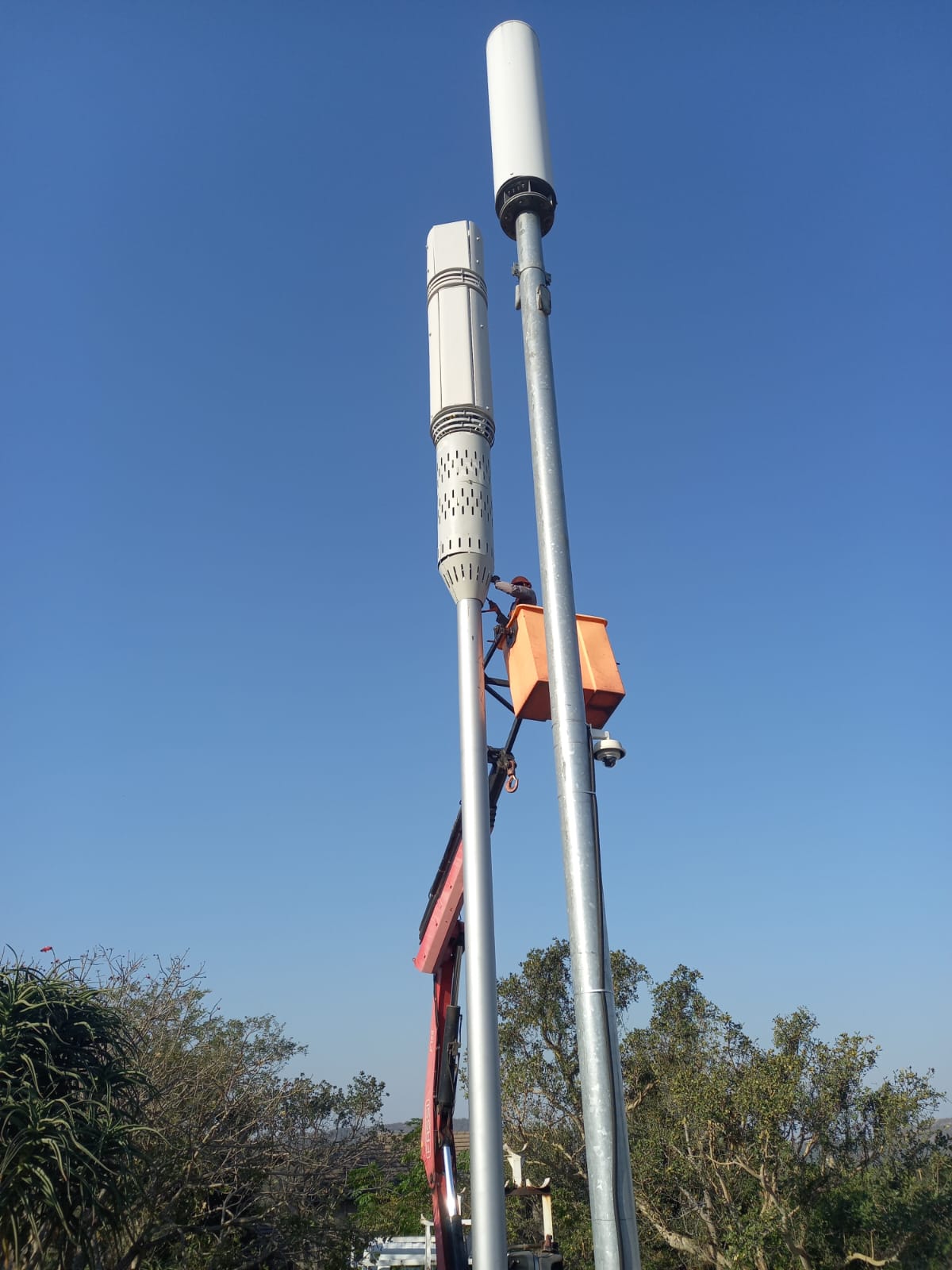Telecom Infrastructure Design - 5G Lamp Pole